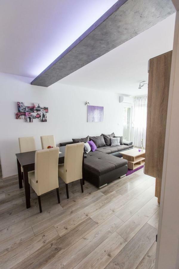 Apartment Amelia Pula Exterior foto